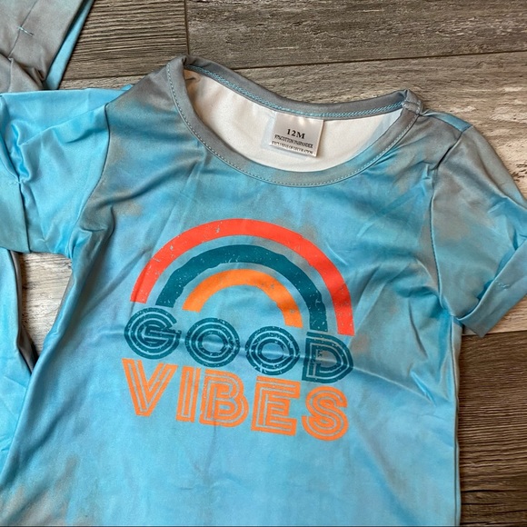 Mom and Me Good Vibes Rainbow tie dye tee - Picture 6 of 7